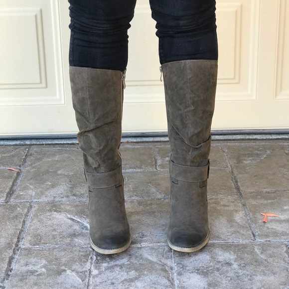 Taupe Block Chunky Heel Buckle Knee-High Boots - Picture 4 of 6